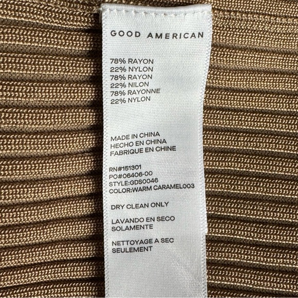 Good American Plaited Rib Midi Dress - Picture 6 of 16